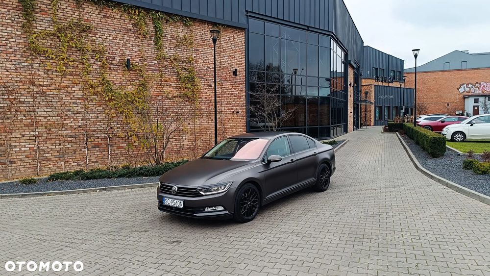 Volkswagen Passat - 6