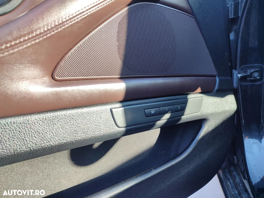 BMW Seria 5 525d xDrive AT - 10