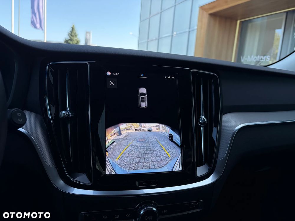 Volvo V60 B4 B Plus Dark - 13