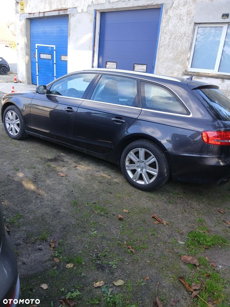Audi A4 Avant - 6