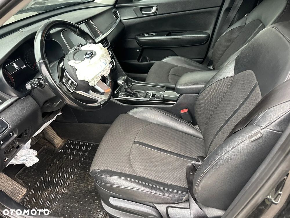 Kia Optima 1.6 T-GDI L DCT - 33