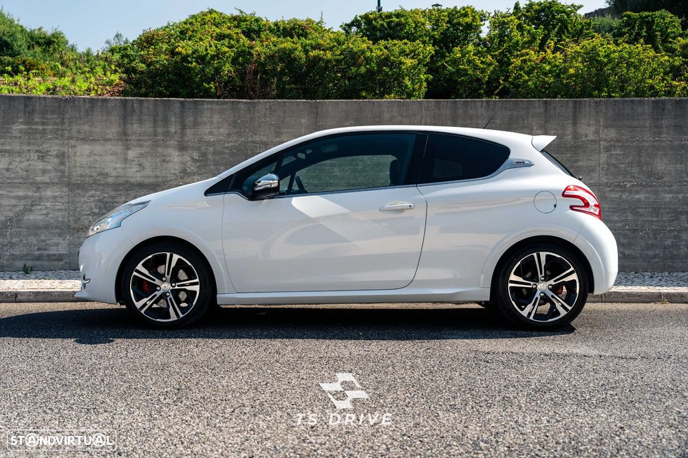 Peugeot 208 GTI 200 THP - 5