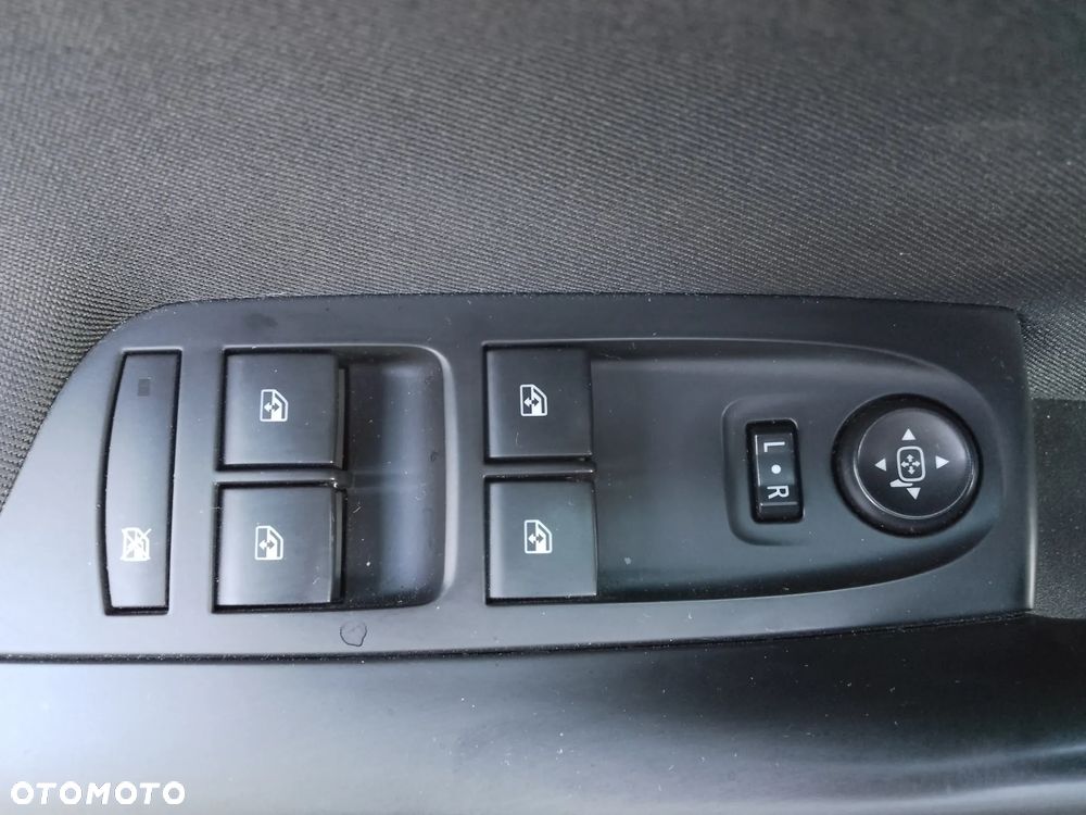 Opel Astra IV 1.6 CDTI Enjoy - 24