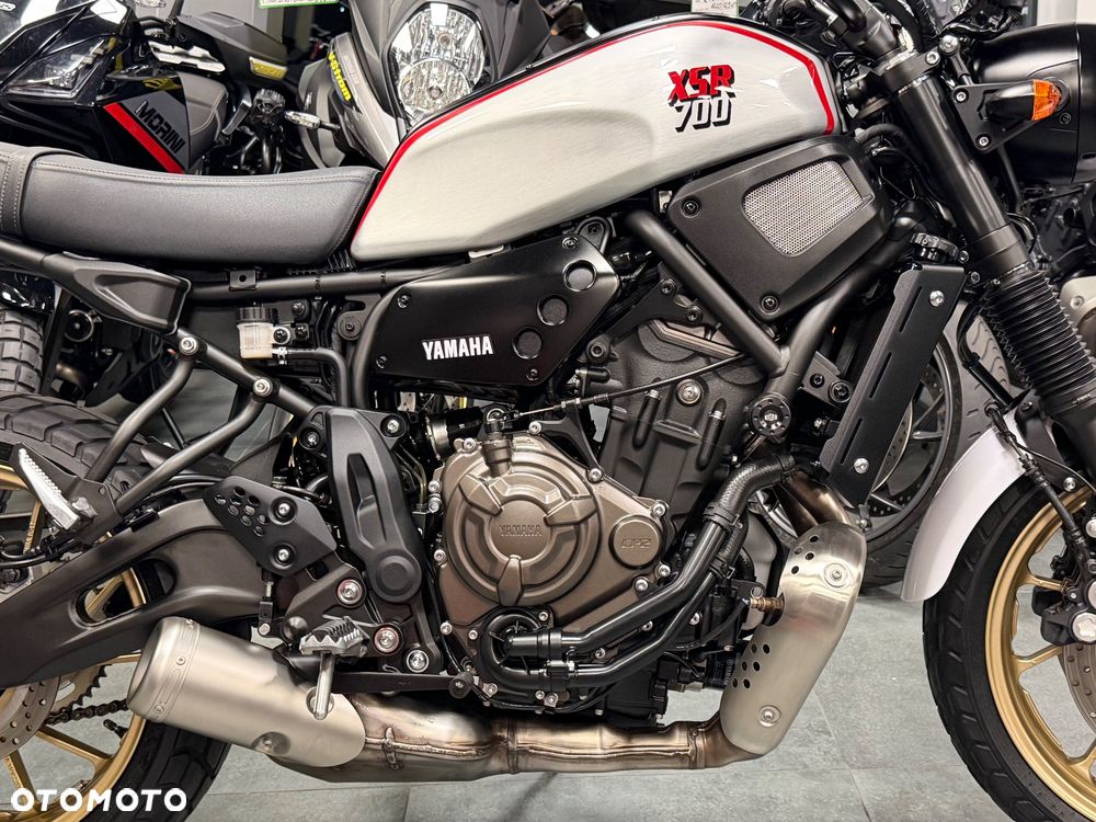 Yamaha XSR - 7