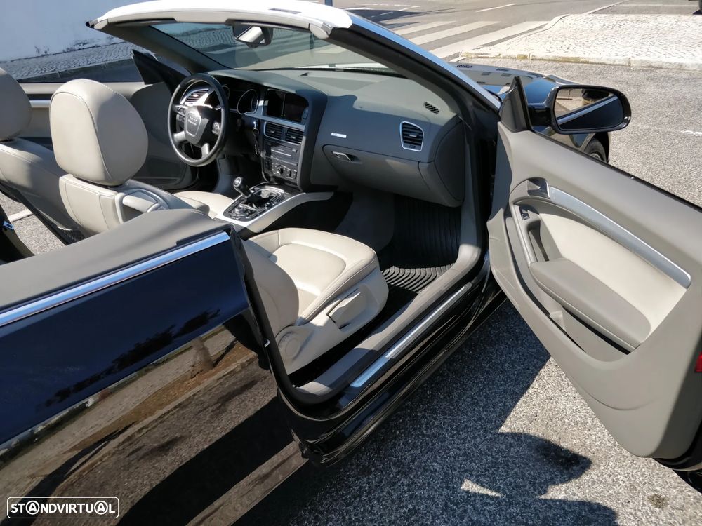 Audi A5 Cabrio 2.0 TDi - 9