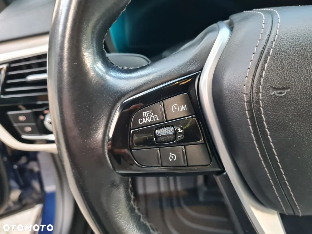 BMW Seria 5 520d Luxury Line - 27