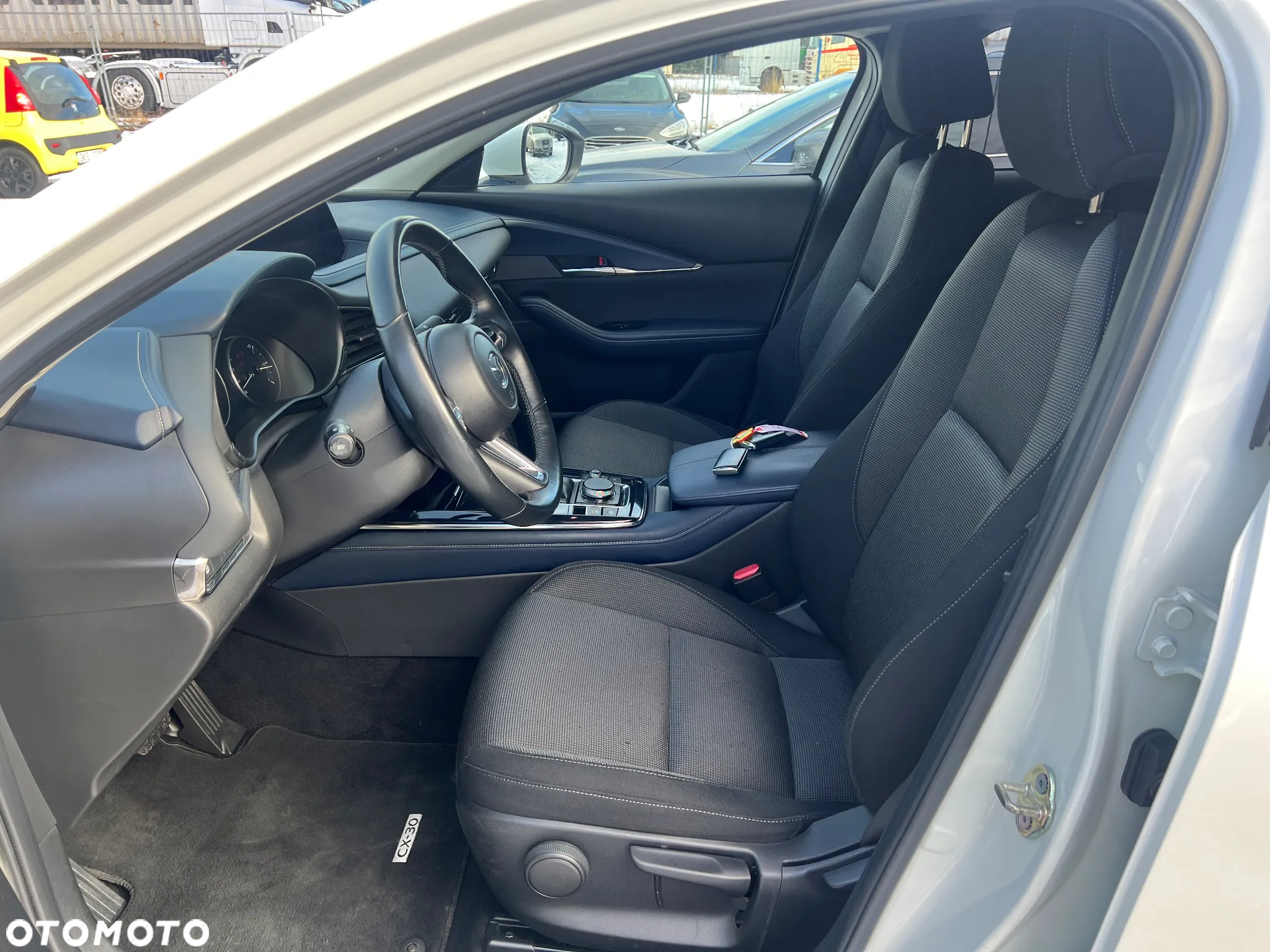 Mazda CX-30 SKYACTIV-X 2.0 M-Hybrid - 14