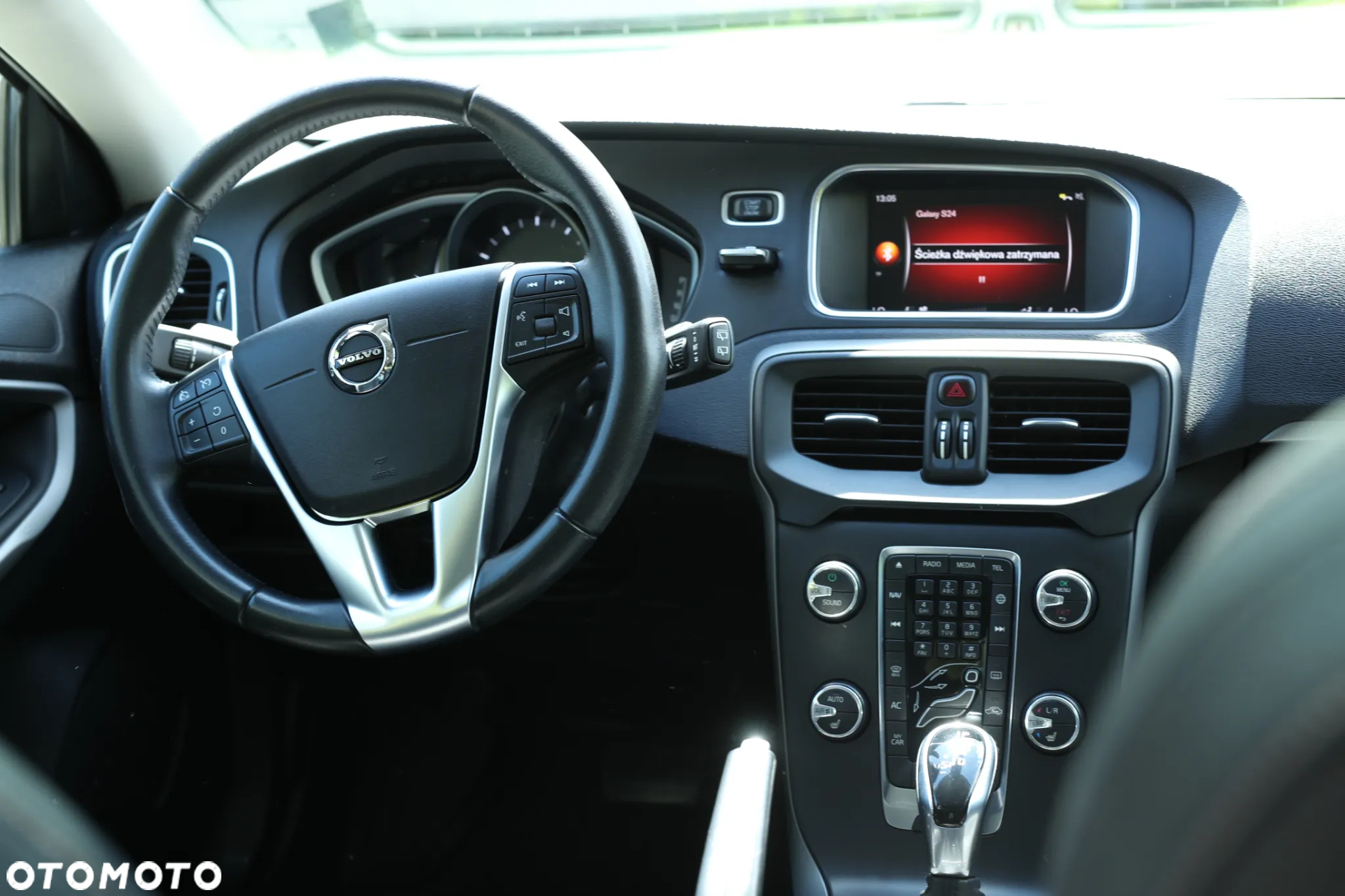 Volvo V40 Cross Country T4 Drive-E Momentum - 12