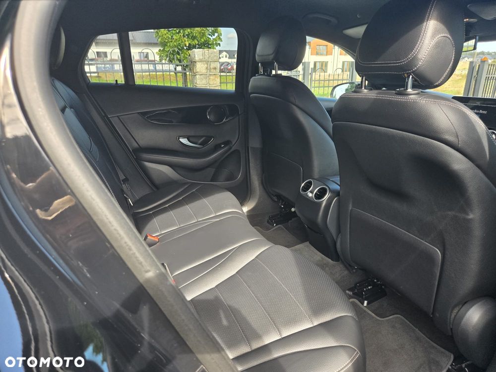 Mercedes-Benz GLC 300 4-Matic - 11