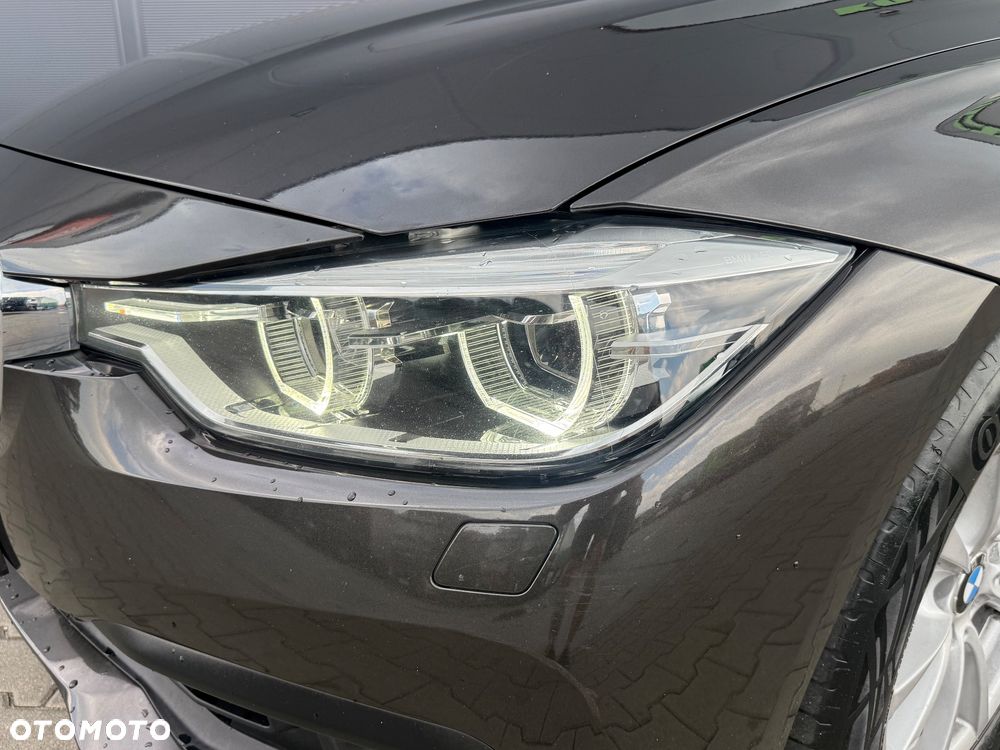 BMW Seria 3 320i Advantage - 23