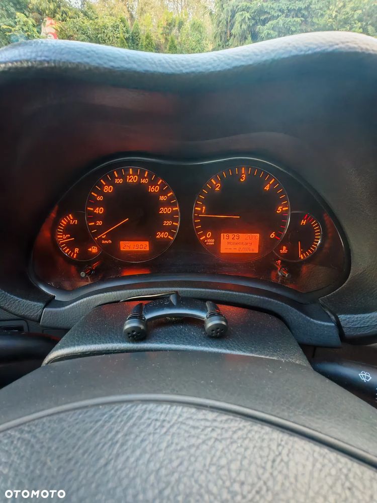 Toyota Avensis 2.0 D-4D Sol - 9