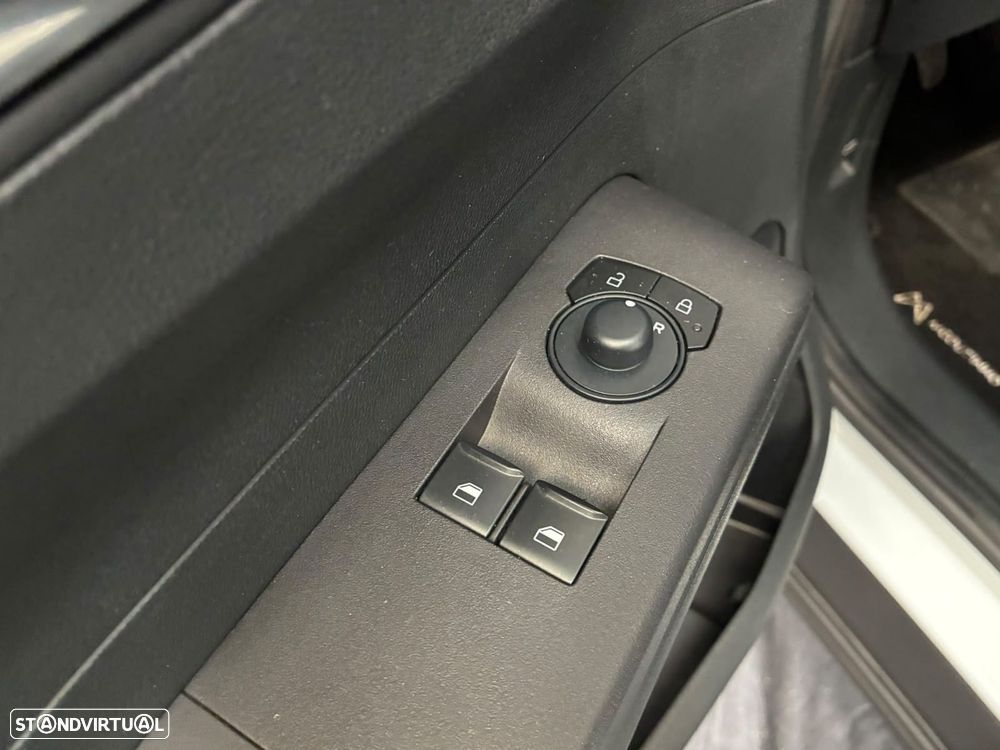 Ford Transit Courier 1.5 TDCi EcoBlue Trend - 17