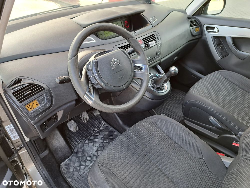 Citroën C4 Picasso - 11