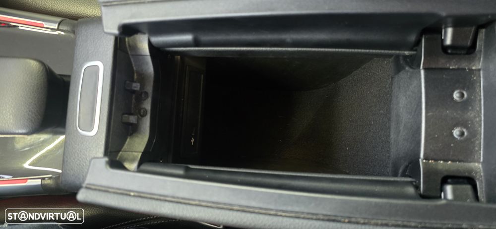 Mercedes-Benz B 180 d 7G-DCT Progressive - 37