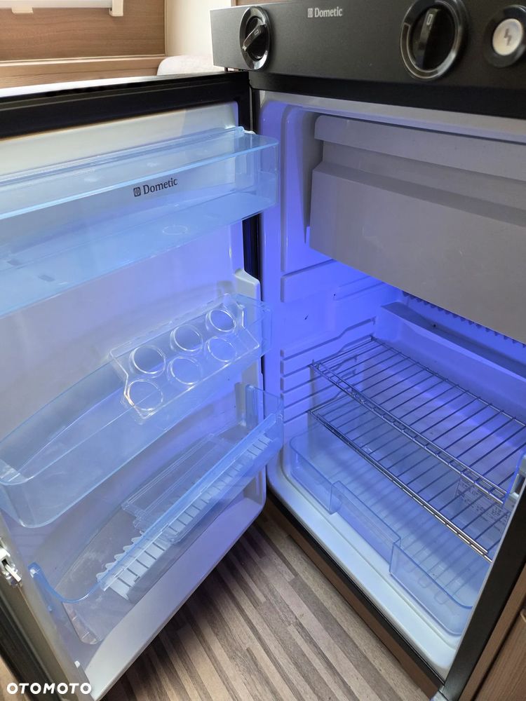 Adria Aviva 300dt - 27