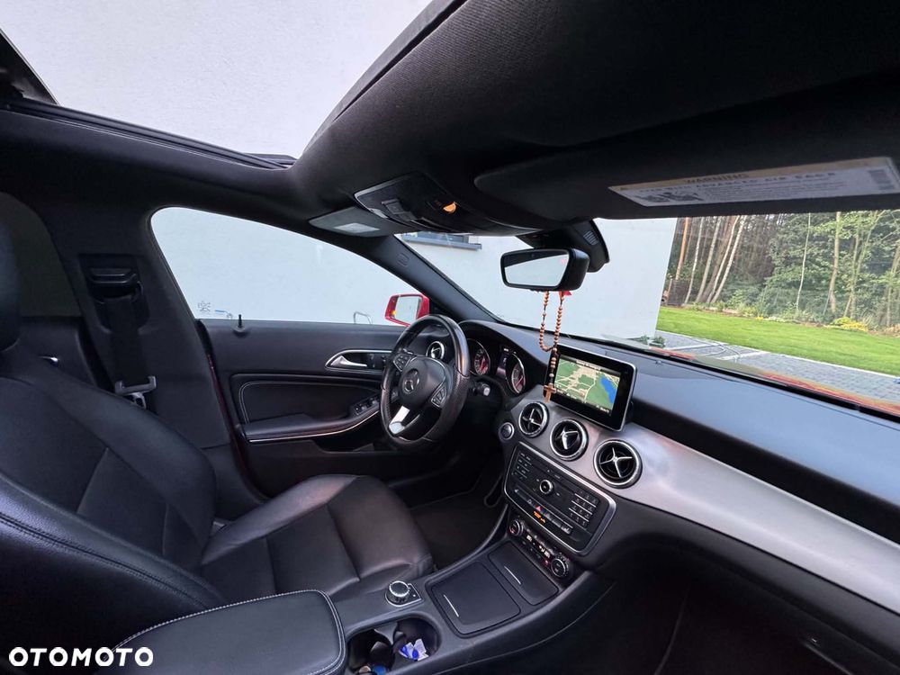 Mercedes-Benz CLA - 8