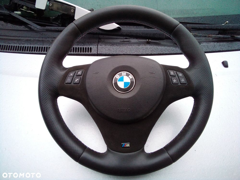 KIEROWNICA BMW E90 E91 E92 E93 E87 E88 E81 E82 M PAKIET - 1
