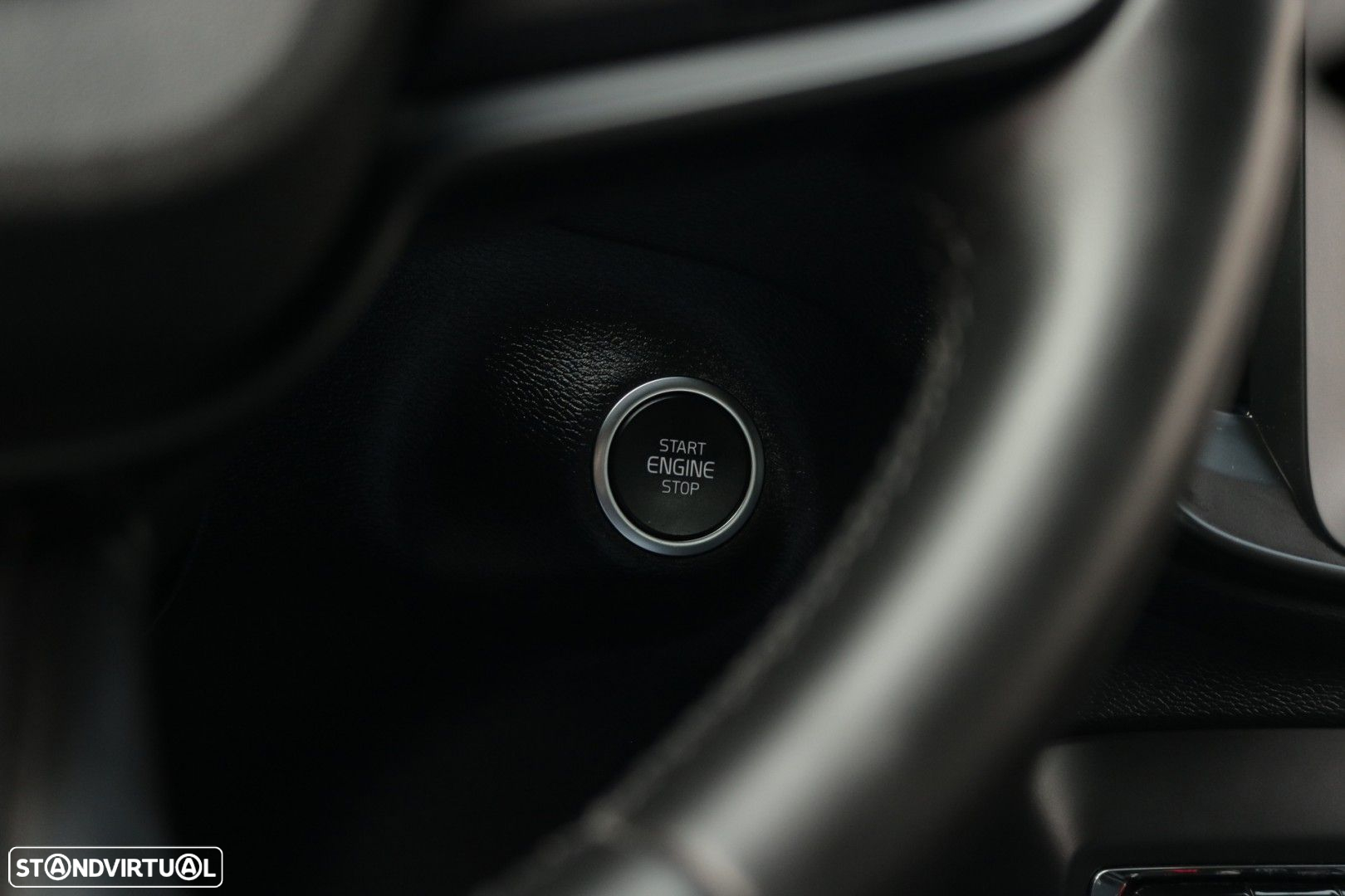 Volvo XC 40 1.5 T2 Momentum Core - 36