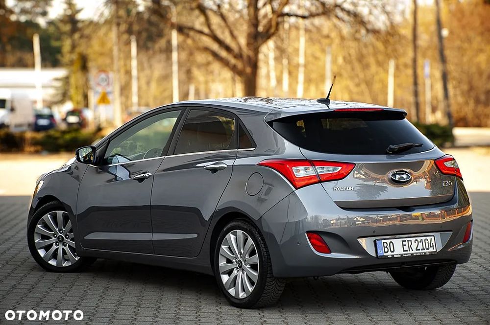 Hyundai i30 1.6 CRDi Premium - 8