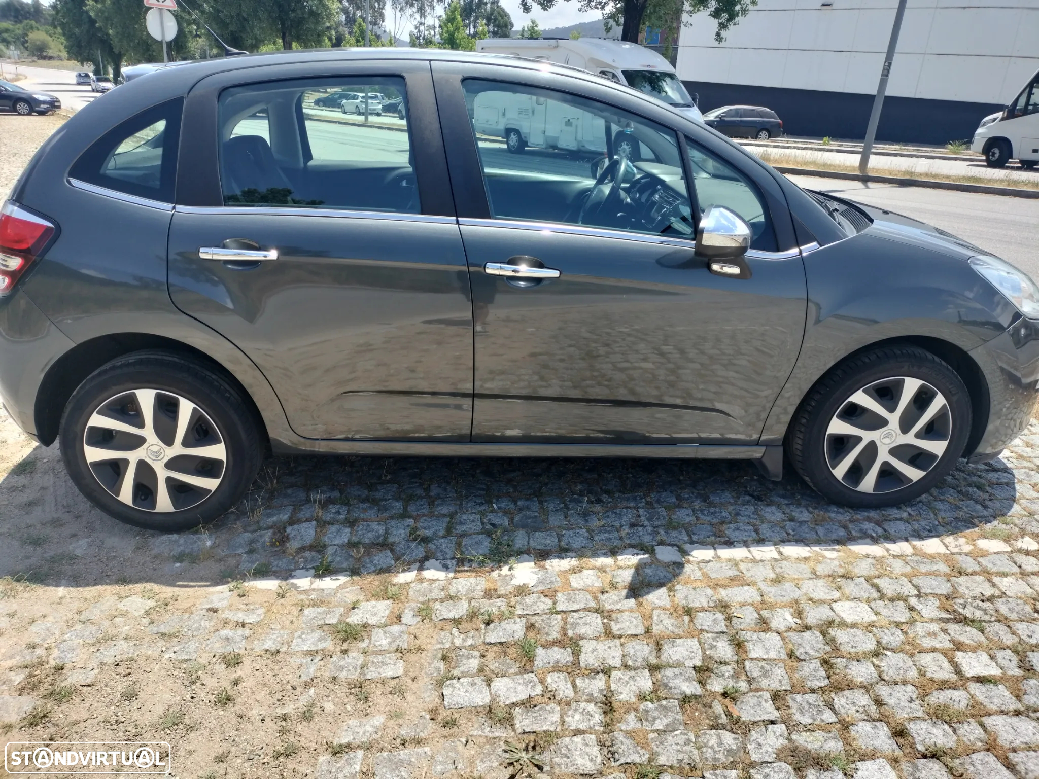 Citroën C3 1.0 PureTech Attraction - 3