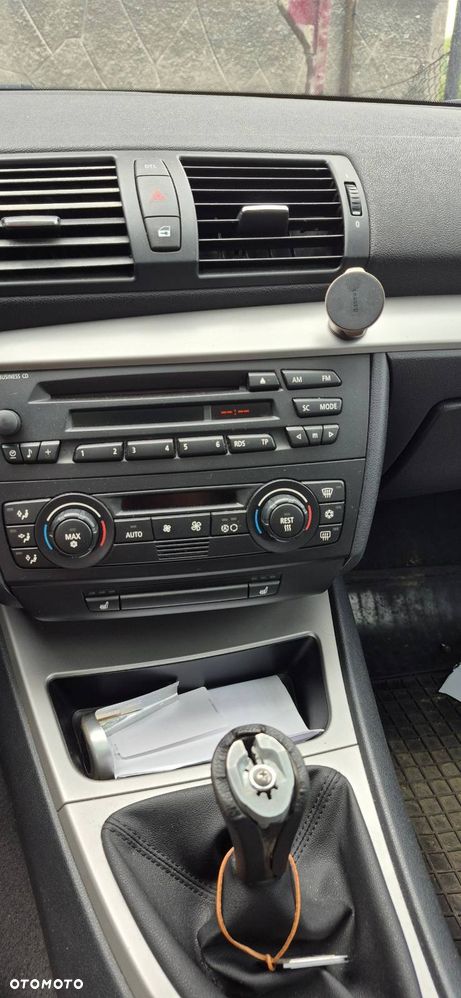 BMW Seria 1 120d - 5