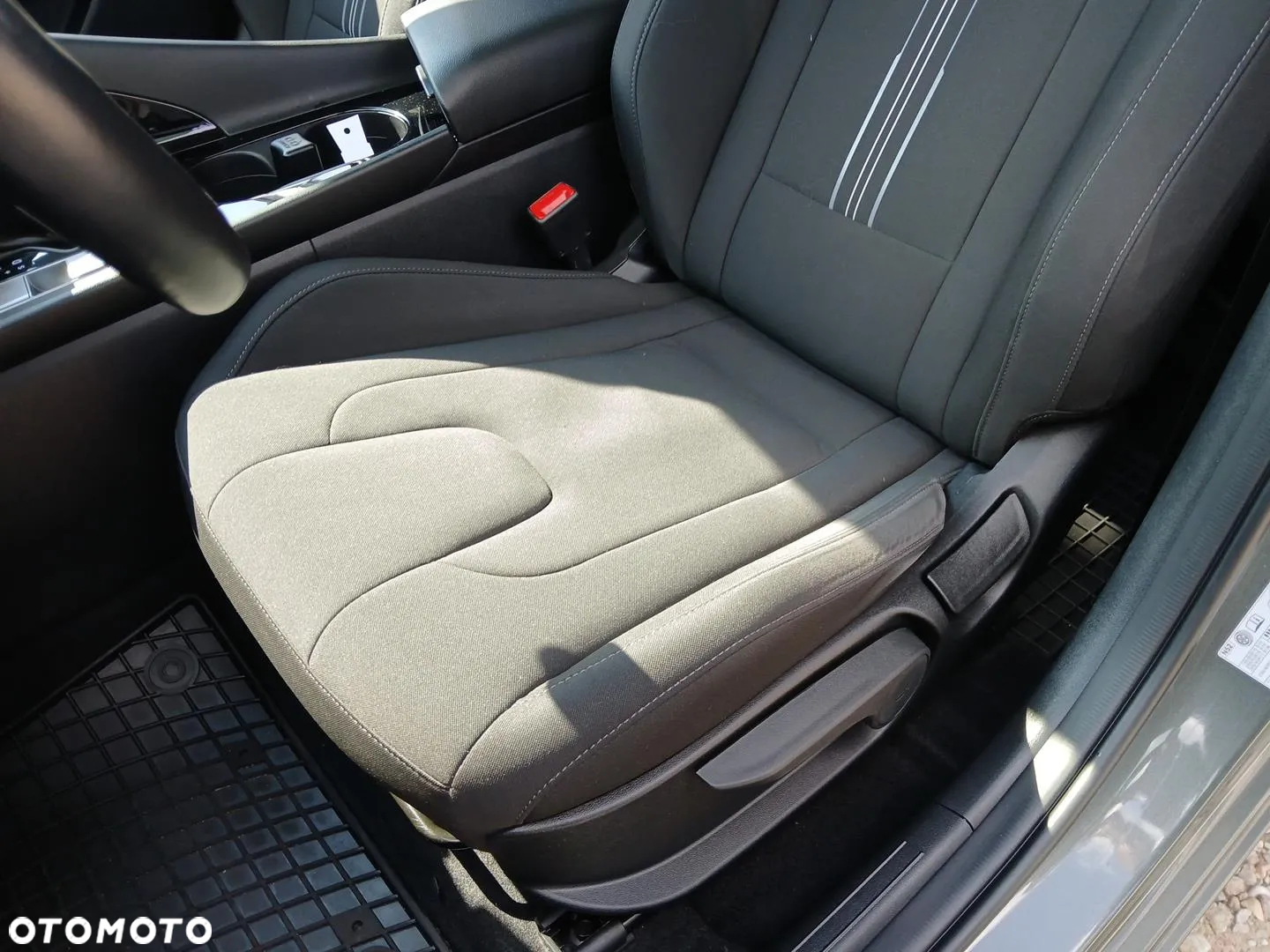 Hyundai Elantra 1.6 Smart CVT - 12