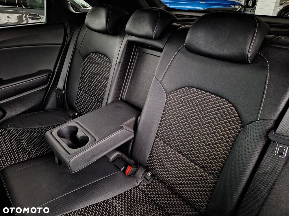 Kia Ceed 1.5 T-GDI Business Line DCT - 22