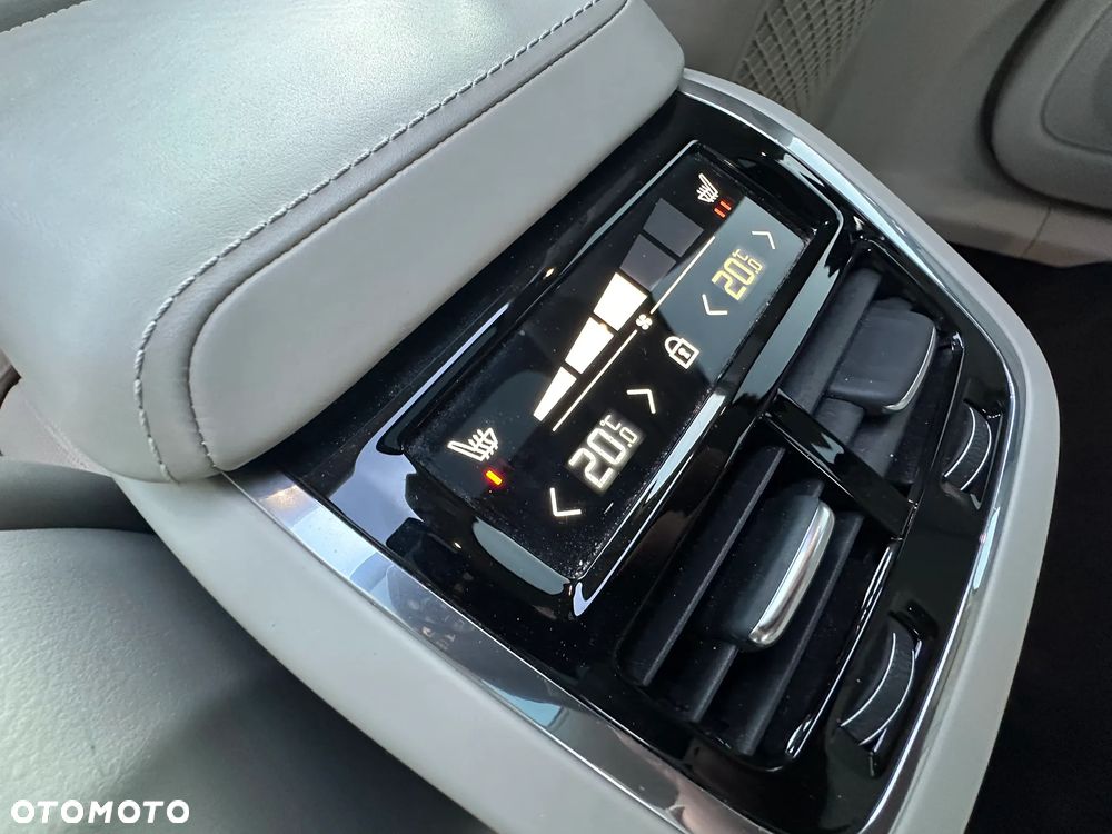 Volvo XC 60 T6 AWD Inscription - 27