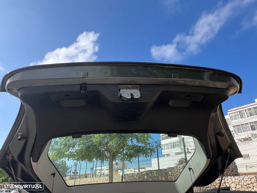 Fiat Bravo 1.4 16V Dynamic - 17