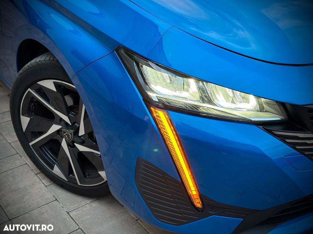 Peugeot 308 1.2 L PureTech Turbo S&S EAT8 Allure Pack - 13