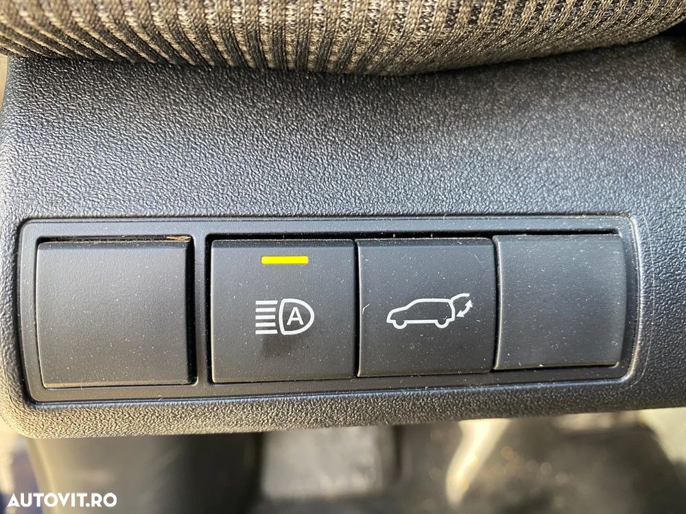 Toyota BZ4X 150 KW FWD (4x2) Exclusive - 10