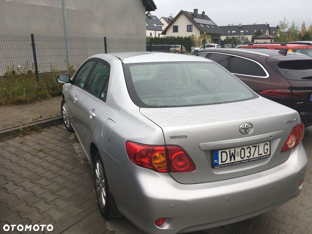 Toyota Corolla - 5