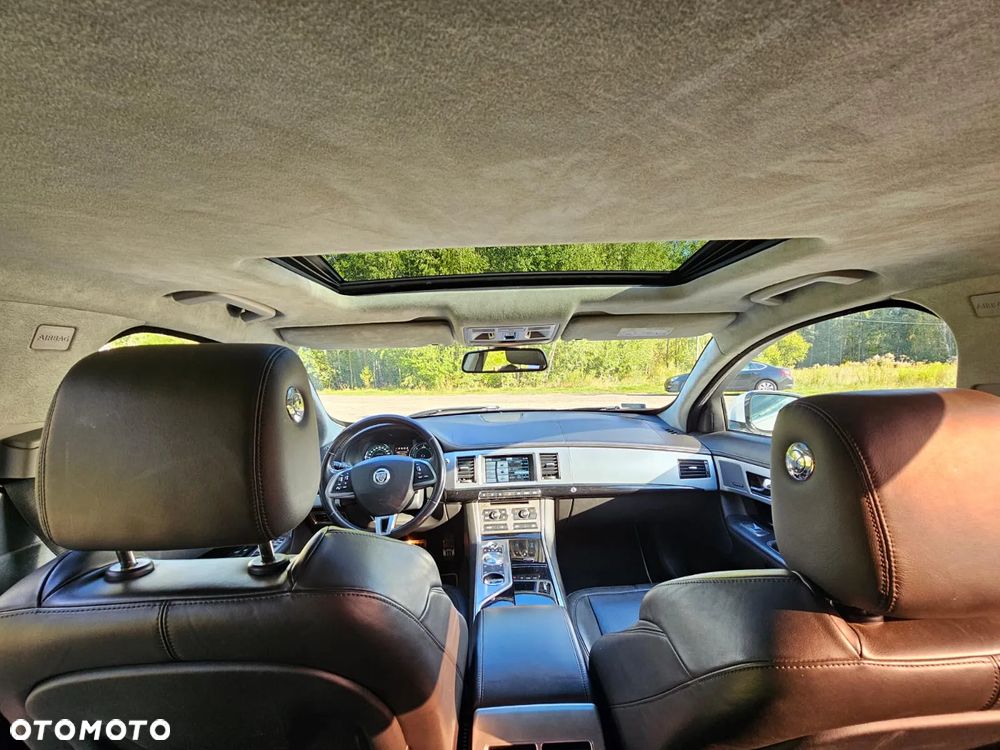 Jaguar XF 3.0 V6 D S Portfolio - 22