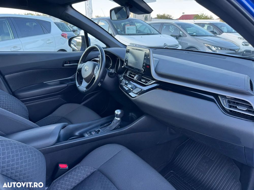Toyota C-HR 1.8 HSD 4x2 CVT C-enter - 8