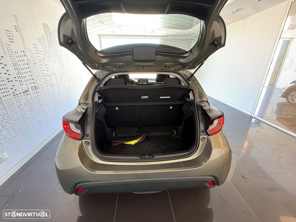 Toyota Yaris 1.5 HDF Comfort Plus - 4