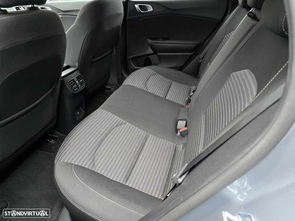 Kia XCeed 1.0 T-GDI Drive - 13