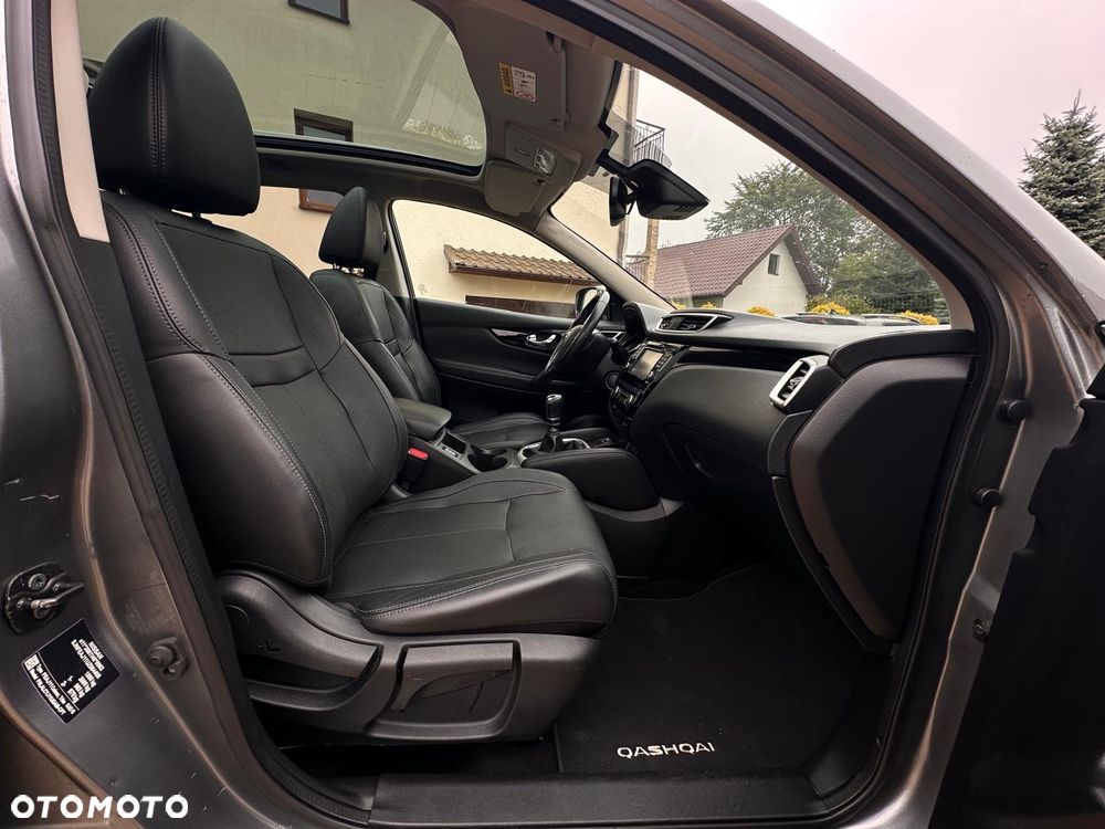 Nissan Qashqai 1.2 DIG-T Tekna EU6 - 22