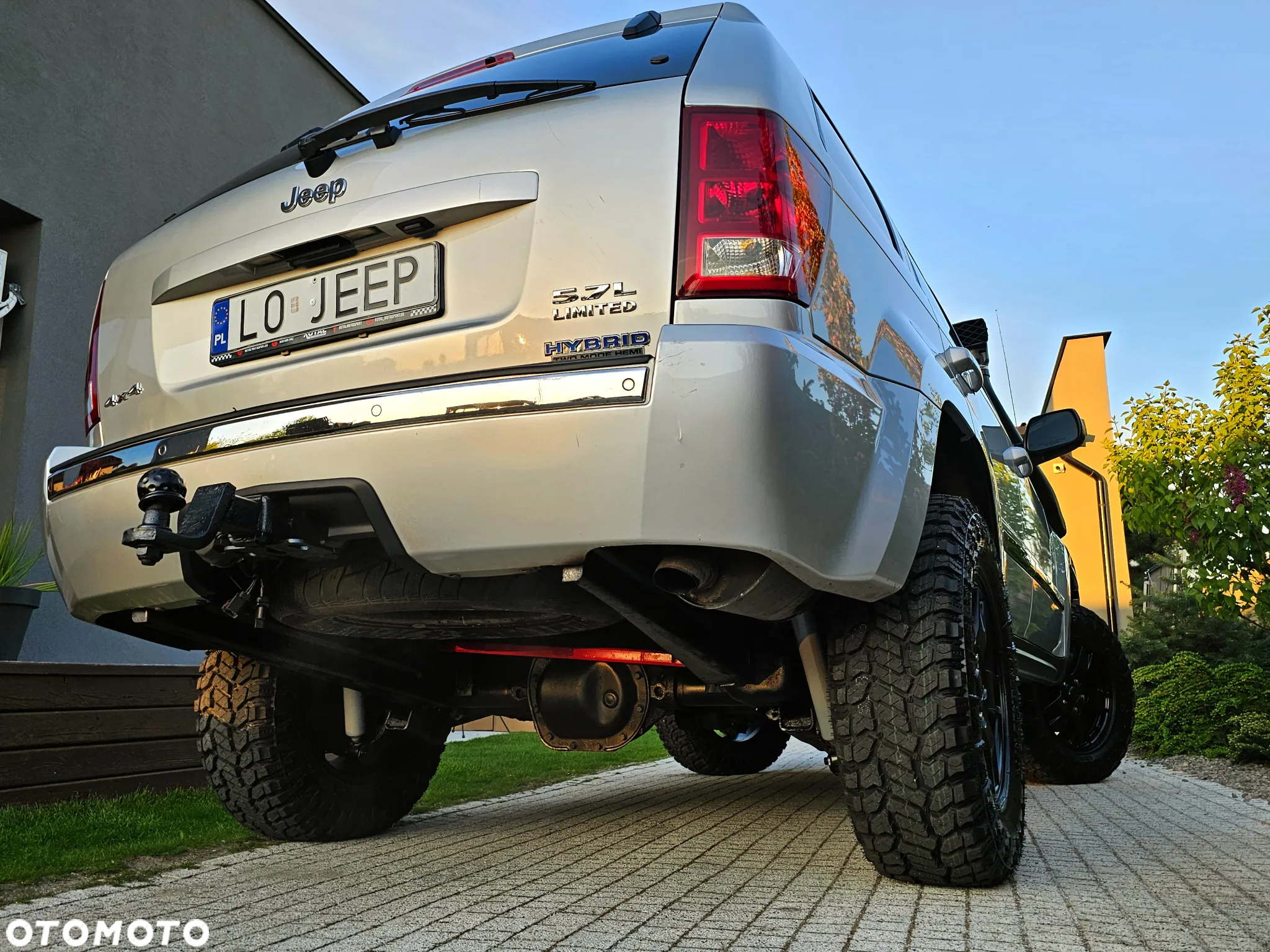 Jeep Grand Cherokee 5.7 V8 HEMI 4WD Automatik Overland - 14
