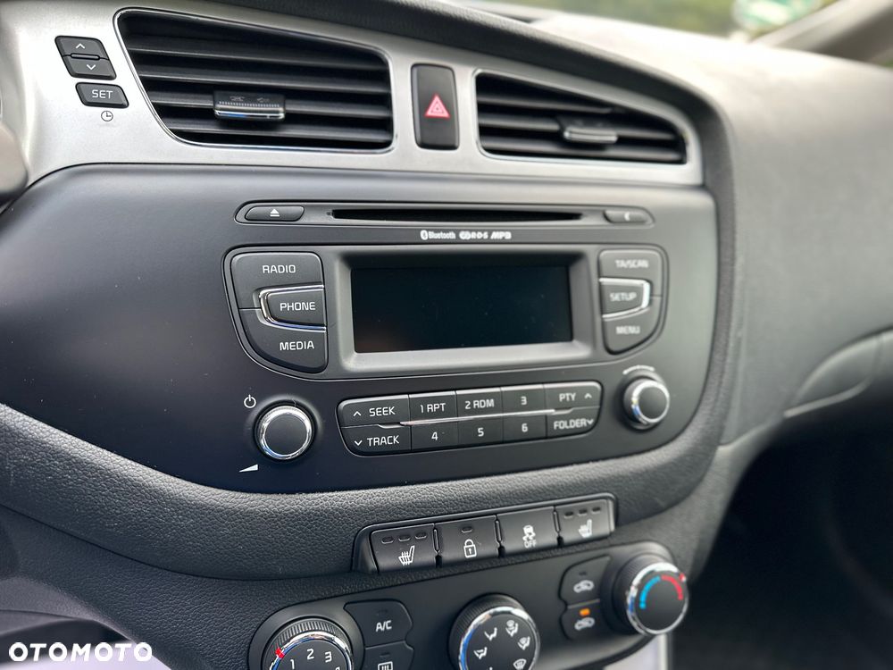 Kia Ceed Cee'd 1.6 CRDi Business Line - 18