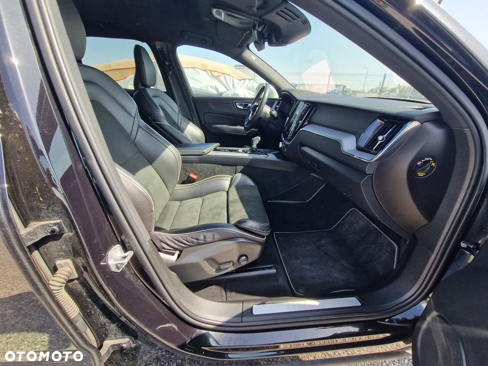 Volvo XC 60 D4 Geartronic RDesign - 16