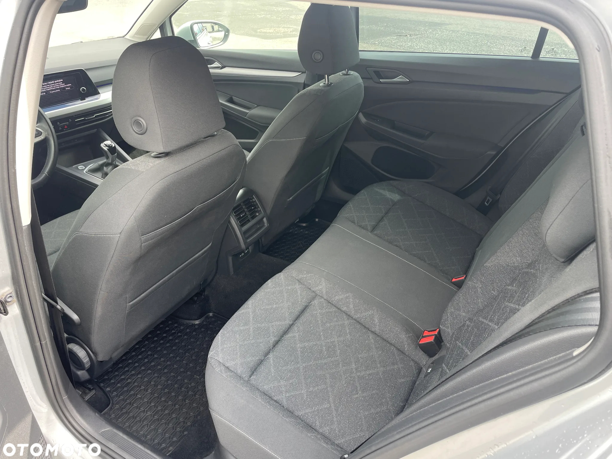 Volkswagen Golf VIII 2.0 TDI Life - 12