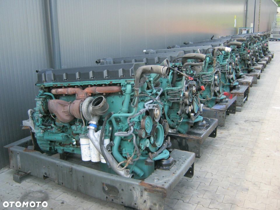 VOLVO FM4 SILNIK KOMPLETNY D11K 410KM EURO 6 - 4