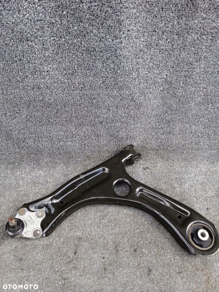 wahacz lewy volkswagen up! - 2