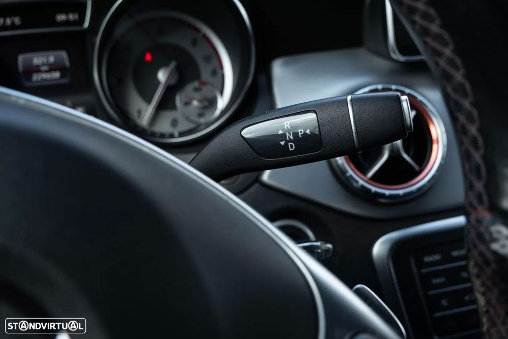 Mercedes-Benz CLA 220 d Shooting Brake AMG Line Aut. - 22
