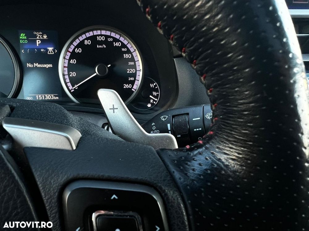 Lexus Seria NX - 21