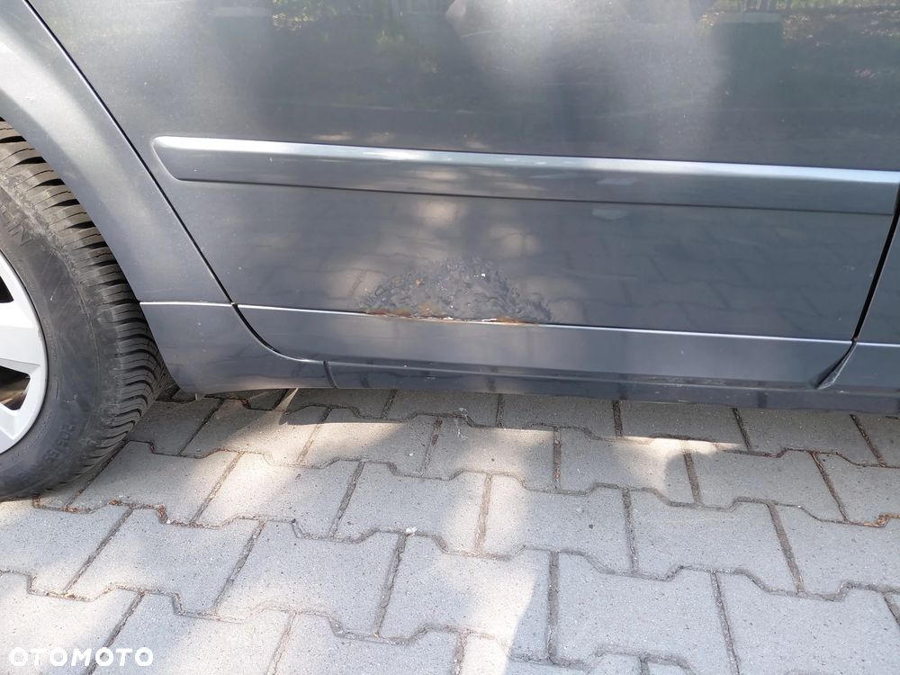 Audi A4 Avant 2004 photo 5