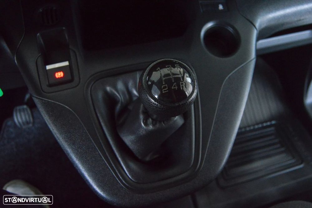 Toyota Proace City 1.5D L2 Comfort 3L - 39
