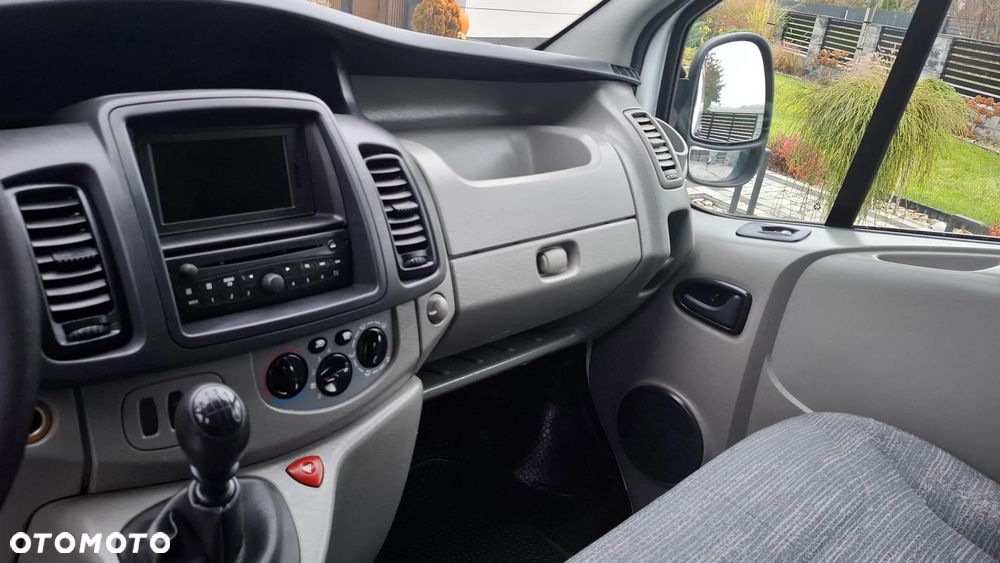 Renault Trafic - 11