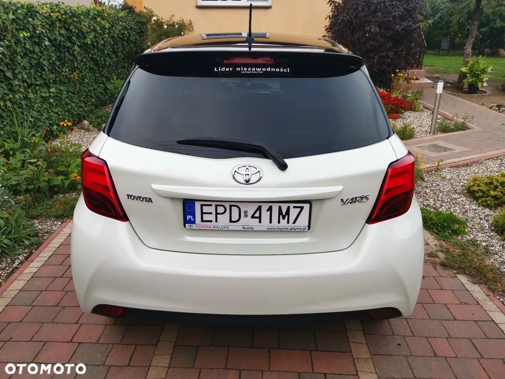 Toyota Yaris 2017 photo 4