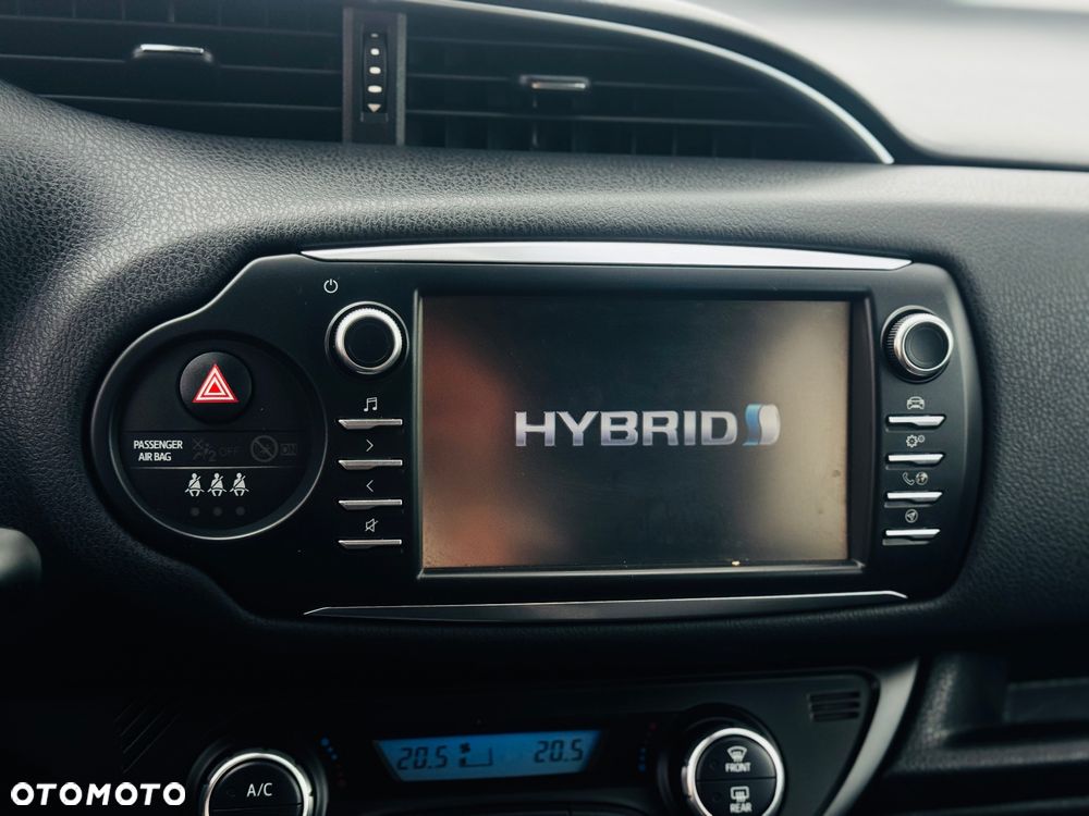 Toyota Yaris Hybrid 1.5 Executive - 7